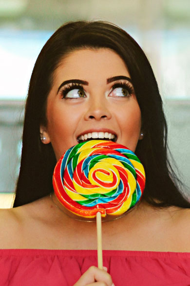 Plum Tree Parys Vintage Restaurant - Candyman