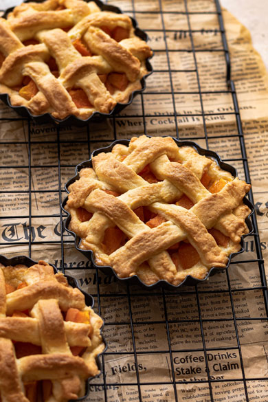 Plum Tree Parys Vintage Restaurant - Candyman